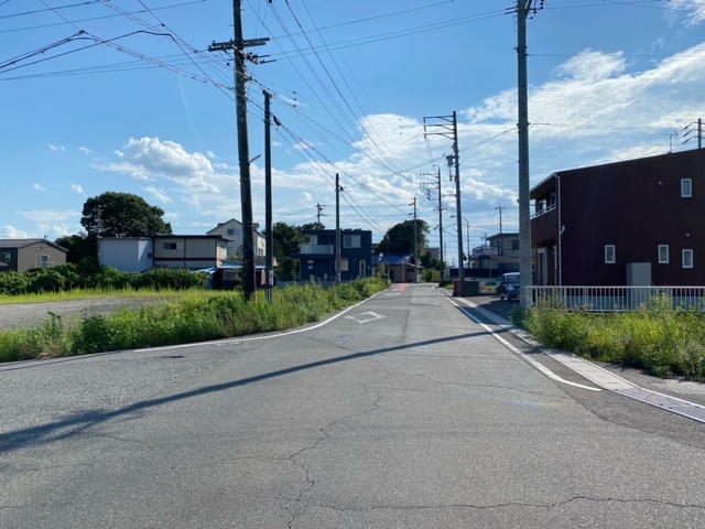 上真桑2260-3他_北側道路