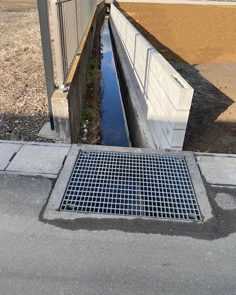 上高屋163_西側水路